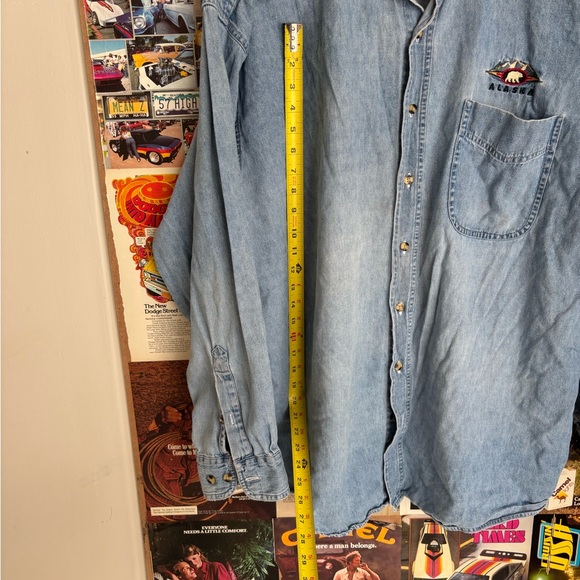 Men's Denim Button-Up Shirt - Picture 5 of 5
